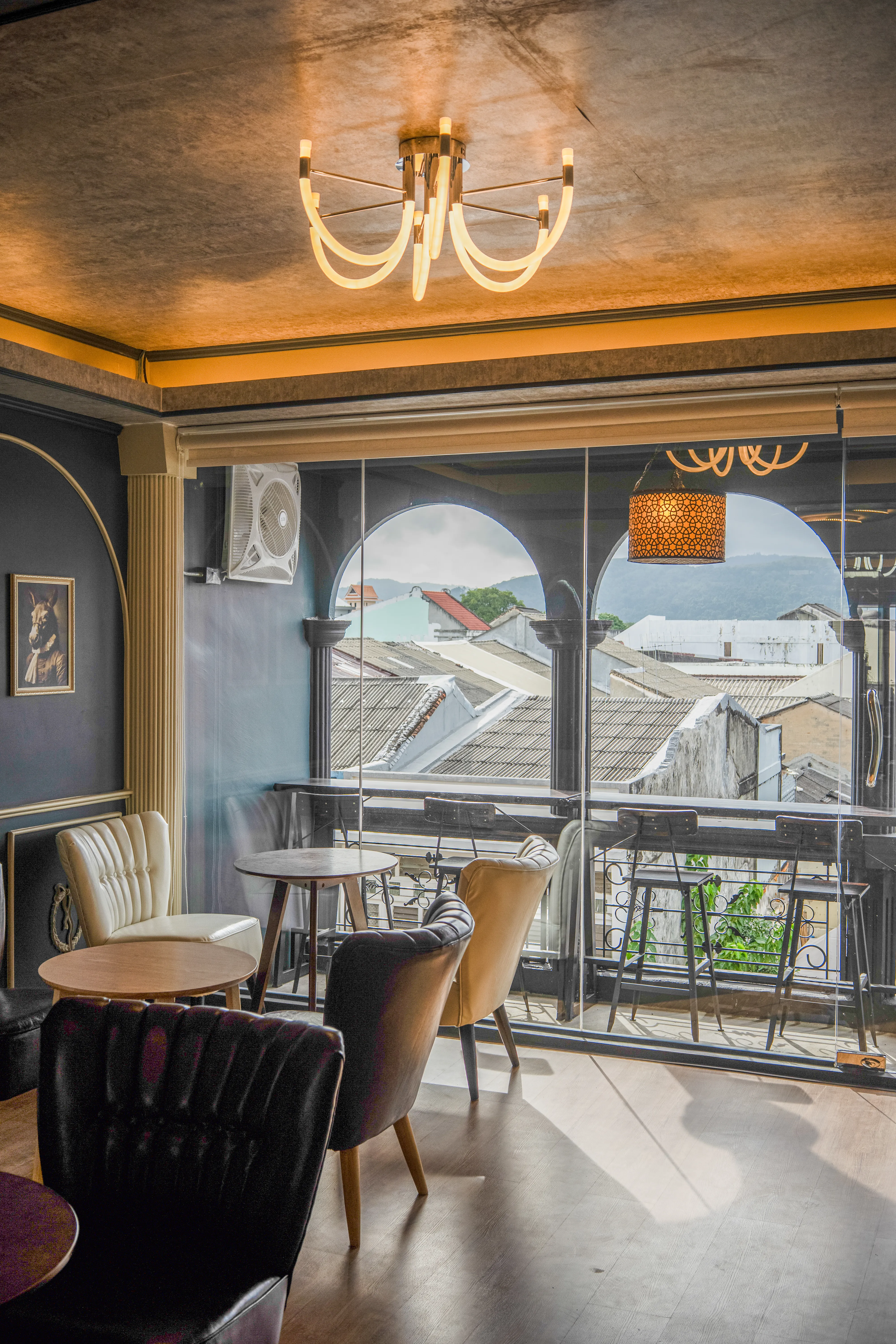 Rooftop Terrace — Evening Ambiance